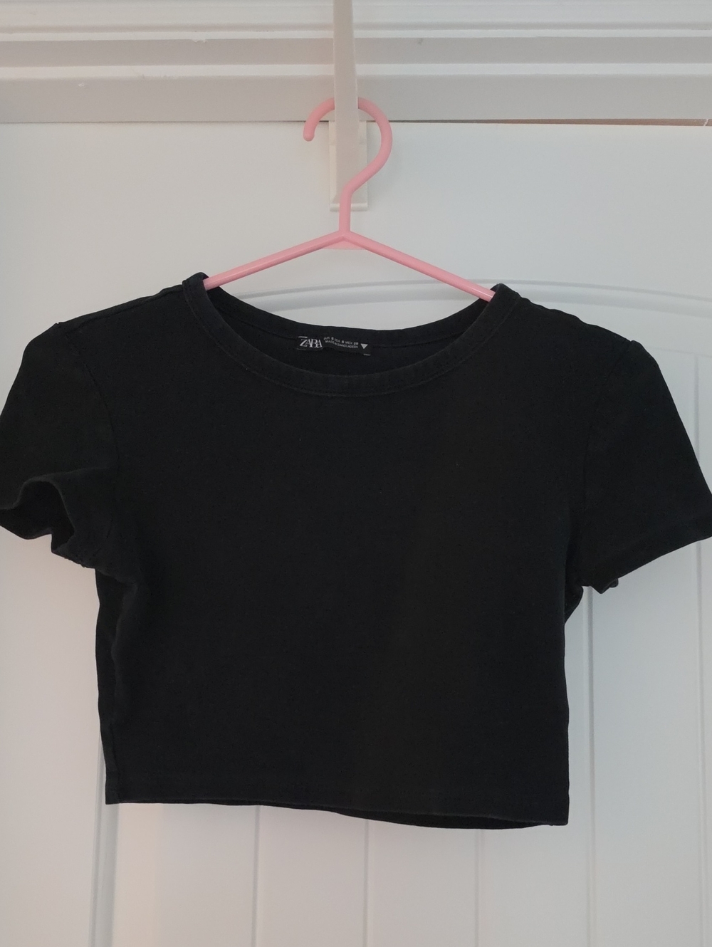 Zara Black Cropped Crewneck Tee - Size Small